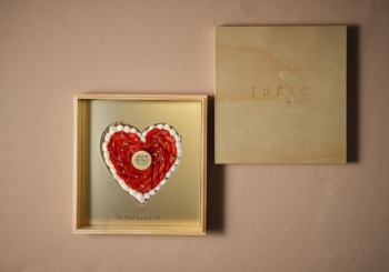 6" heart-shaped fresh strawberries & cream tart