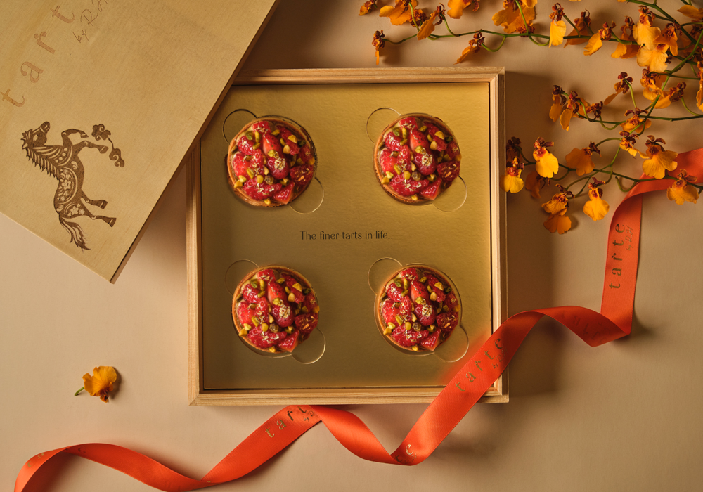 strawberry pistachio tart