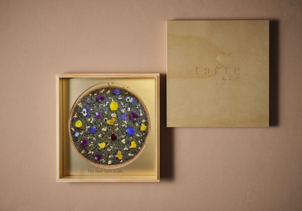 7" personalized caviar tart